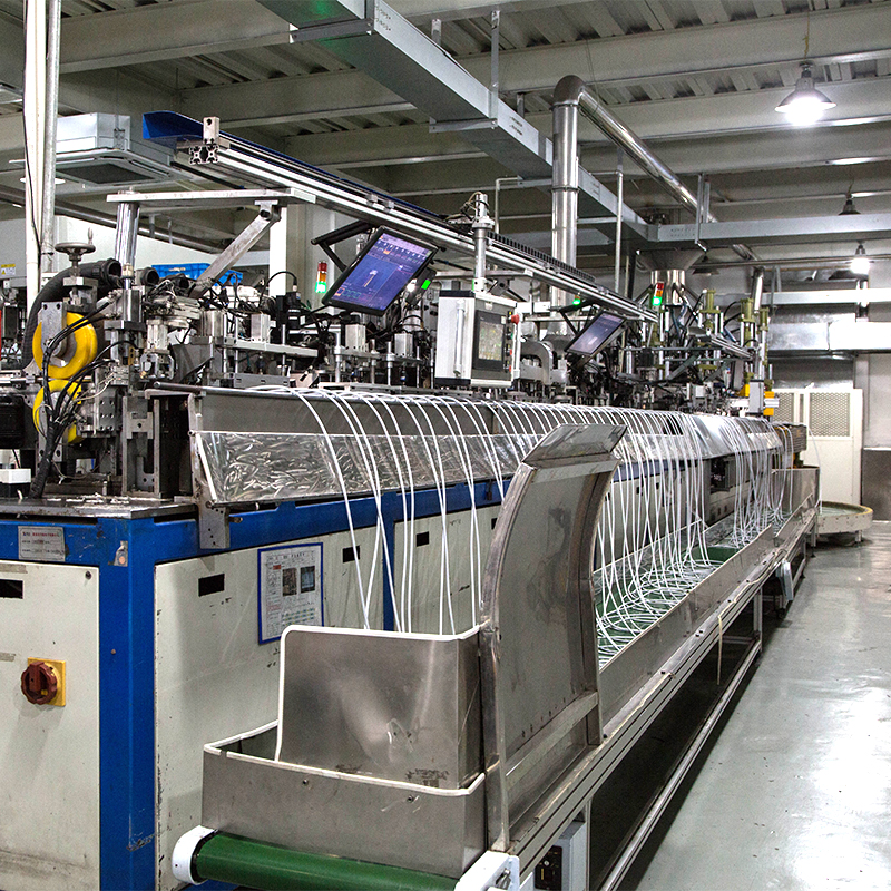 Linha de produção automática de três núcleos e quatro gerações de padrão nacional